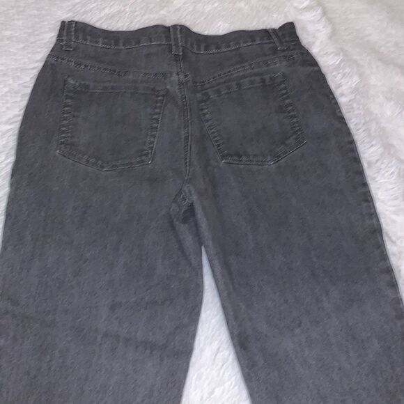 Gloria Vanderbilt Women's Classic Amanda High Rise Tapered Jean 8 Short - Picture 8 of 16